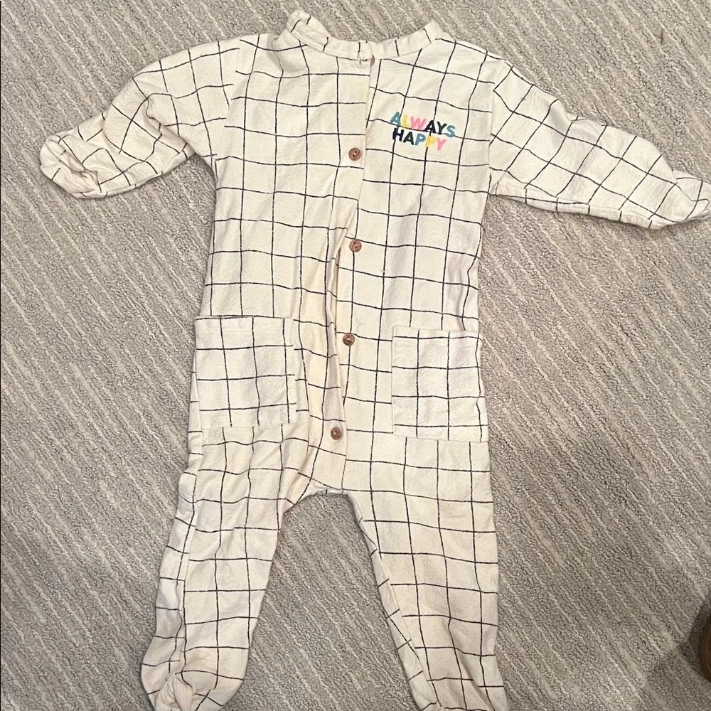 Zara Gender Neutral Baby footie pajamas | 18-24M